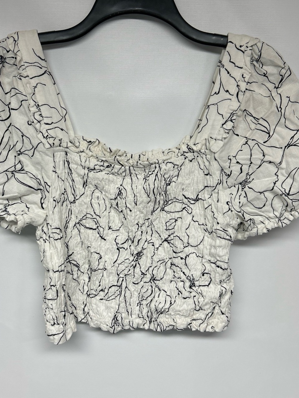 White Smocked Puff-Sleeve Crop Top with Black Line Print